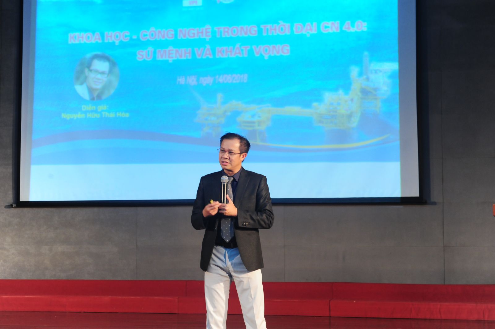 Diễn giả Nguyễn Hữu Thái Hòa